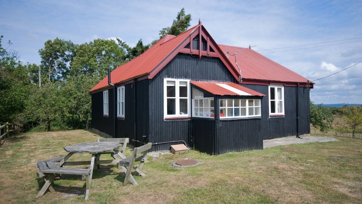 The exterior of 1 Heathland Cottages, Wareham, Dorset